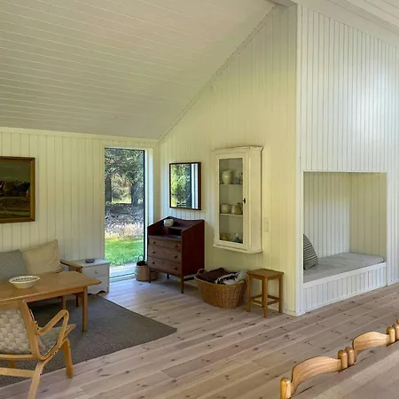 Modern And Idyllic With Forest Views Сasa de vacaciones *