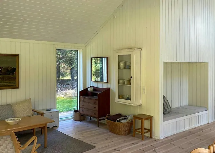 Modern And Idyllic With Forest Views Ferienhaus *